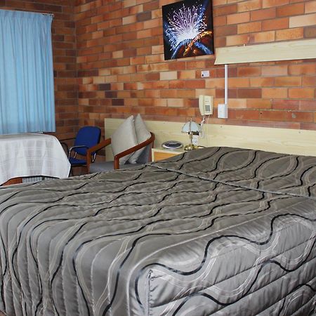 Glen Innes Lodge Motel Экстерьер фото